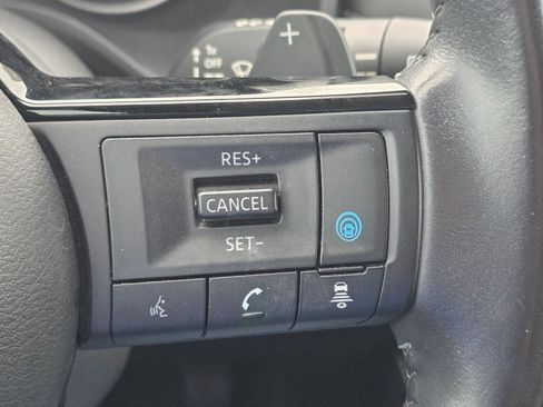 Used 2021 Nissan Rogue SL image 19