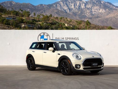 Used 2017 MINI Cooper Clubman image 1