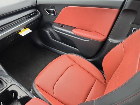 New 2026 Kia K4 GT-Line Turbo w/ GT-Line Premium Package FWD image 15
