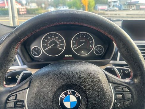 Used 2017 BMW 330i xDrive Sedan image 25