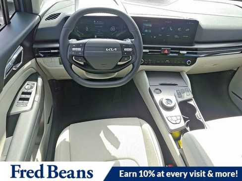 New 2026 Kia Sportage EX image 7