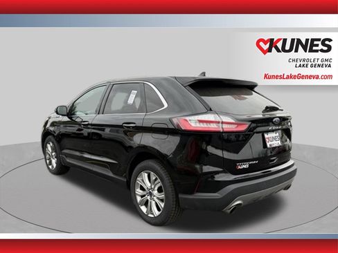 Used 2022 Ford Edge Titanium AWD/4WD image 9