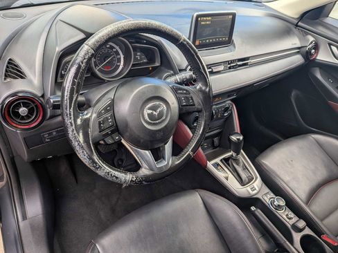 Used 2017 MAZDA CX-3 Touring image 2