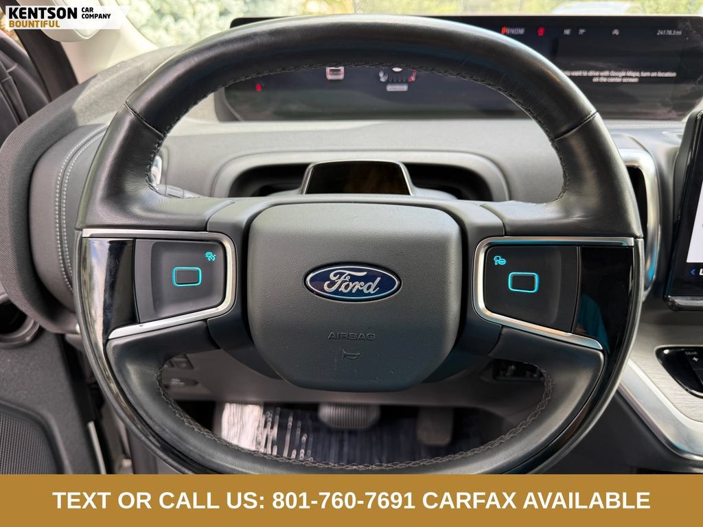 Used 2025 Ford Expedition Max Platinum AWD/4WD image 15