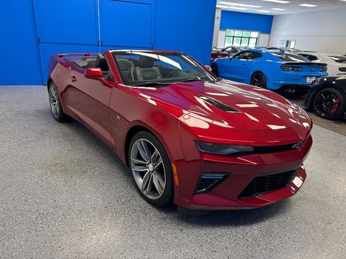 Used 2017 Chevrolet Camaro SS RWD image 4