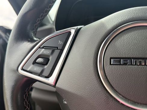Used 2023 Chevrolet Camaro LT RWD image 21