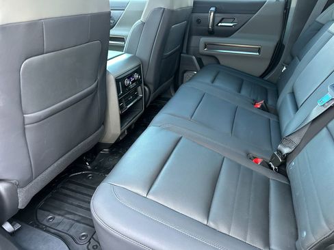 Used 2024 GMC Hummer EV 3X AWD/4WD image 13