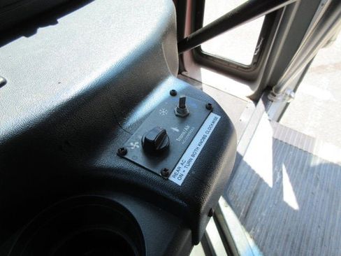 Used 2013 Ford E-350 and Econoline 350 Super Duty Wagon w/ Shuttle Bus Prep Pkg image 16