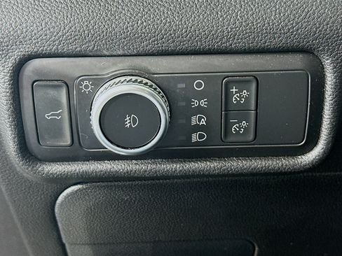 Used 2022 Ford Explorer Limited RWD image 17