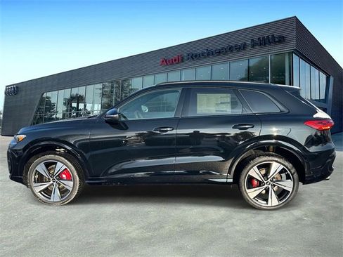New 2025 Audi SQ5 Premium Plus image 2