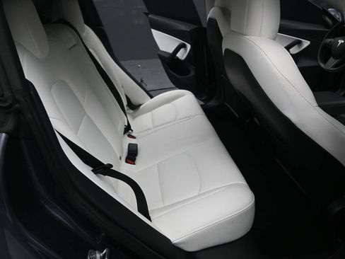 Used 2021 Tesla Model 3 Performance AWD/4WD image 14