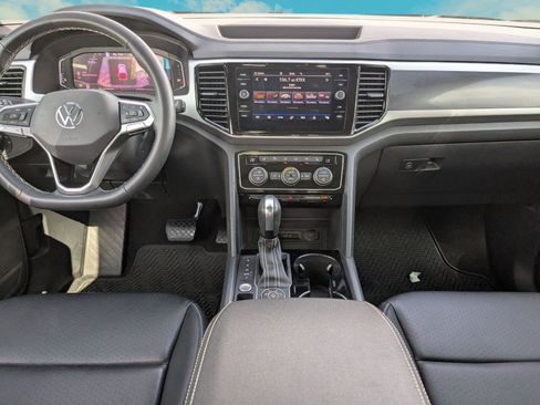 Used 2023 Volkswagen Atlas Cross Sport SEL image 16
