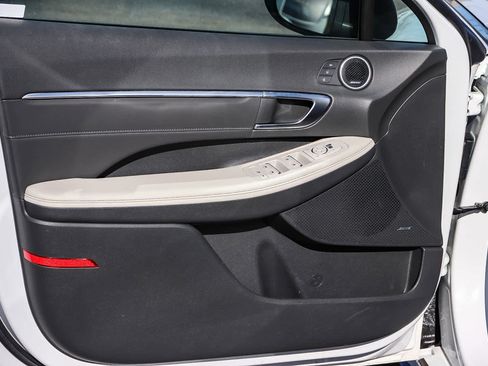 Used 2023 Hyundai Sonata Limited image 21