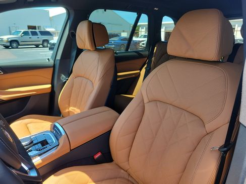 New 2026 BMW X5 sDrive40i w/ Climate Comfort Package RWD image 17