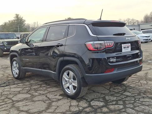 Certified 2022 Jeep Compass Latitude image 21