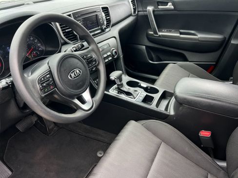 Used 2019 Kia Sportage LX FWD image 12