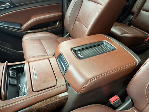 Used 2018 Chevrolet Tahoe Premier image 34