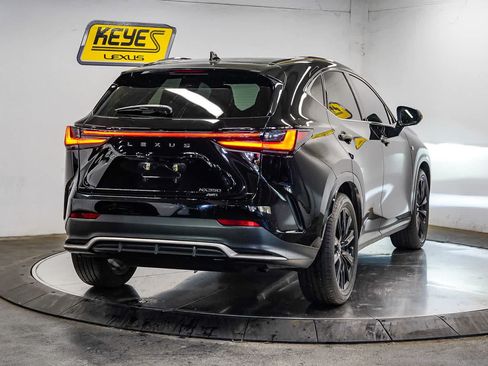 Used 2025 Lexus NX 350 F Sport AWD/4WD image 4