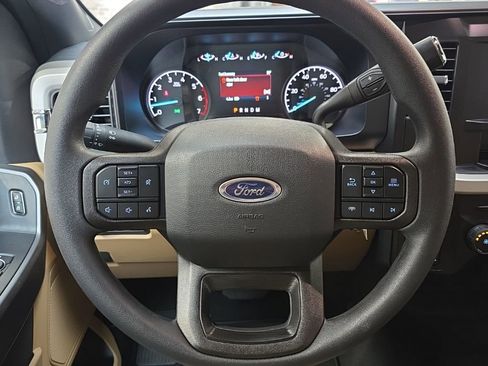 New 2026 Ford F250 XLT w/ FX4 Off-Road Package image 16