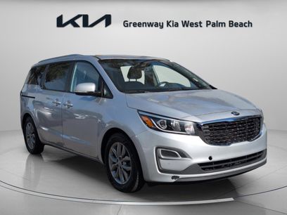 Used 2021 Kia Sedona EX