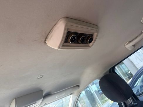 Used 2009 Dodge Grand Caravan SE w/ Climate Group FWD image 15