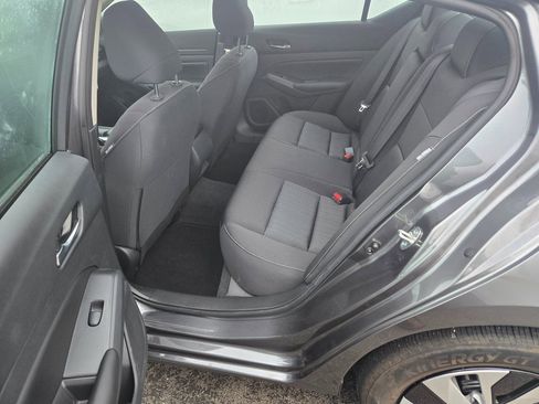 Used 2022 Nissan Altima 2.5 S image 7