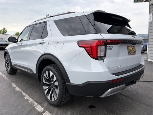 Used 2026 Ford Explorer Platinum w/ LUX Leather Package AWD/4WD image 10