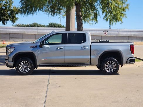 Used 2023 GMC Sierra 1500 AT4 w/ AT4 Premium Package image 4