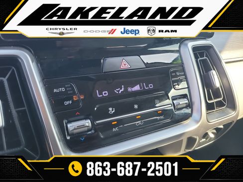 Used 2022 Kia Sorento S AWD/4WD image 25