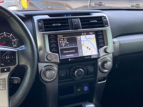 Used 2021 Toyota 4Runner SR5 Premium image 7