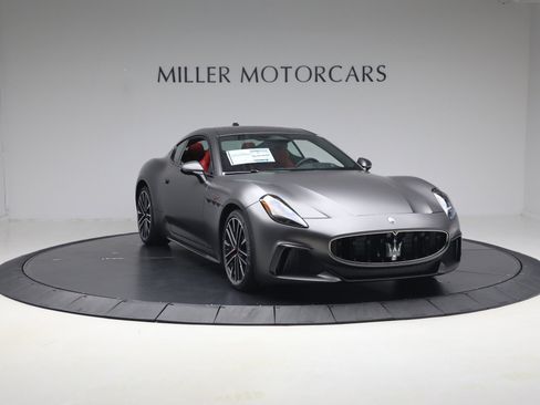 New 2026 Maserati GranTurismo Trofeo AWD/4WD image 11
