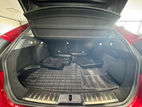 Used 2020 Jaguar F-PACE Prestige image 40