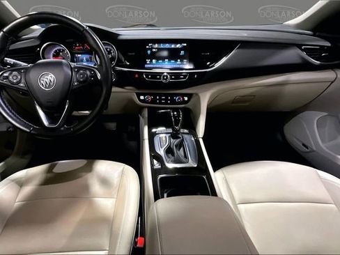 Used 2018 Buick Regal Essence w/ Driver Confidence Package #1 image 20