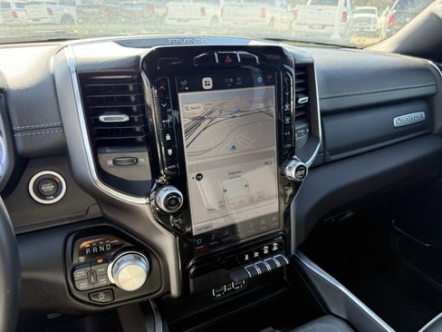 Used 2024 RAM 1500 Laramie image 19