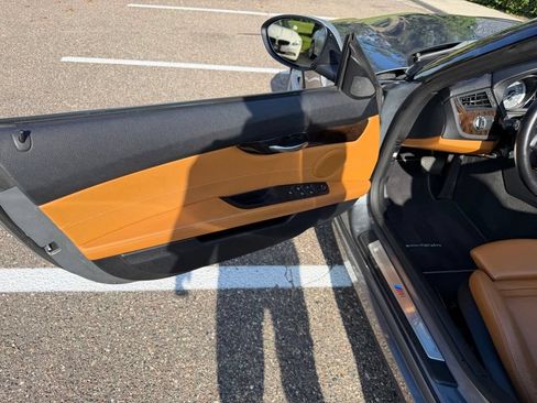 Used 2011 BMW Z4 sDrive35is RWD image 18