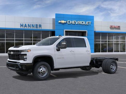 New 2026 Chevrolet Silverado 3500 W/T w/ WT Convenience Package AWD/4WD image 2