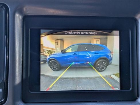 Used 2022 Dodge Challenger SXT image 22