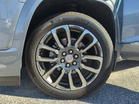 Used 2020 GMC Acadia Denali w/ Technology Package image 42