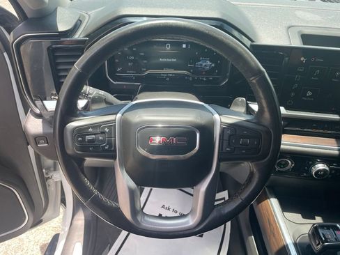 Used 2023 GMC Sierra 1500 SLT w/ SLT Convenience Package AWD/4WD image 22