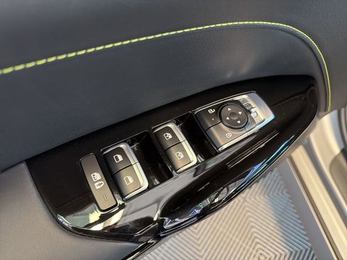 New 2026 Kia K5 GT image 13