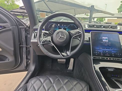 Used 2023 Mercedes-Benz S 500 4MATIC w/ AMG Line image 27