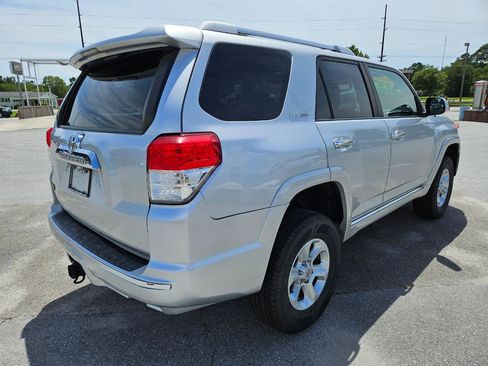 Used 2010 Toyota 4Runner Limited image 6
