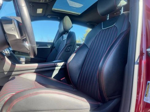 Used 2023 Genesis G70 3.3T w/ Sport Advanced Package image 17