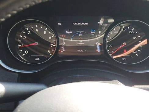 Used 2021 Jeep Compass Latitude AWD/4WD image 21