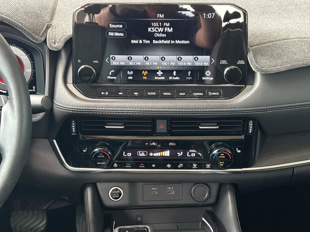 Used 2022 Nissan Rogue Platinum w/ Head-Up Display Package FWD image 14