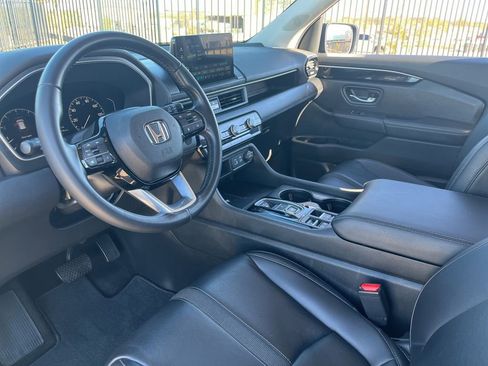 Used 2023 Honda Pilot EX-L image 18