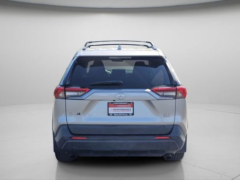 Used 2022 Toyota RAV4 XLE Premium AWD/4WD image 23