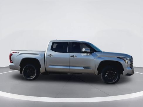 Used 2026 Toyota Tundra Platinum w/ TRD Off-Road Package AWD/4WD image 9