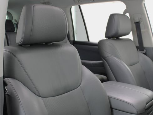 Used 2009 Lexus LX 570 4WD image 52