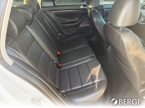 Used 2013 Volkswagen Jetta TDI FWD image 27